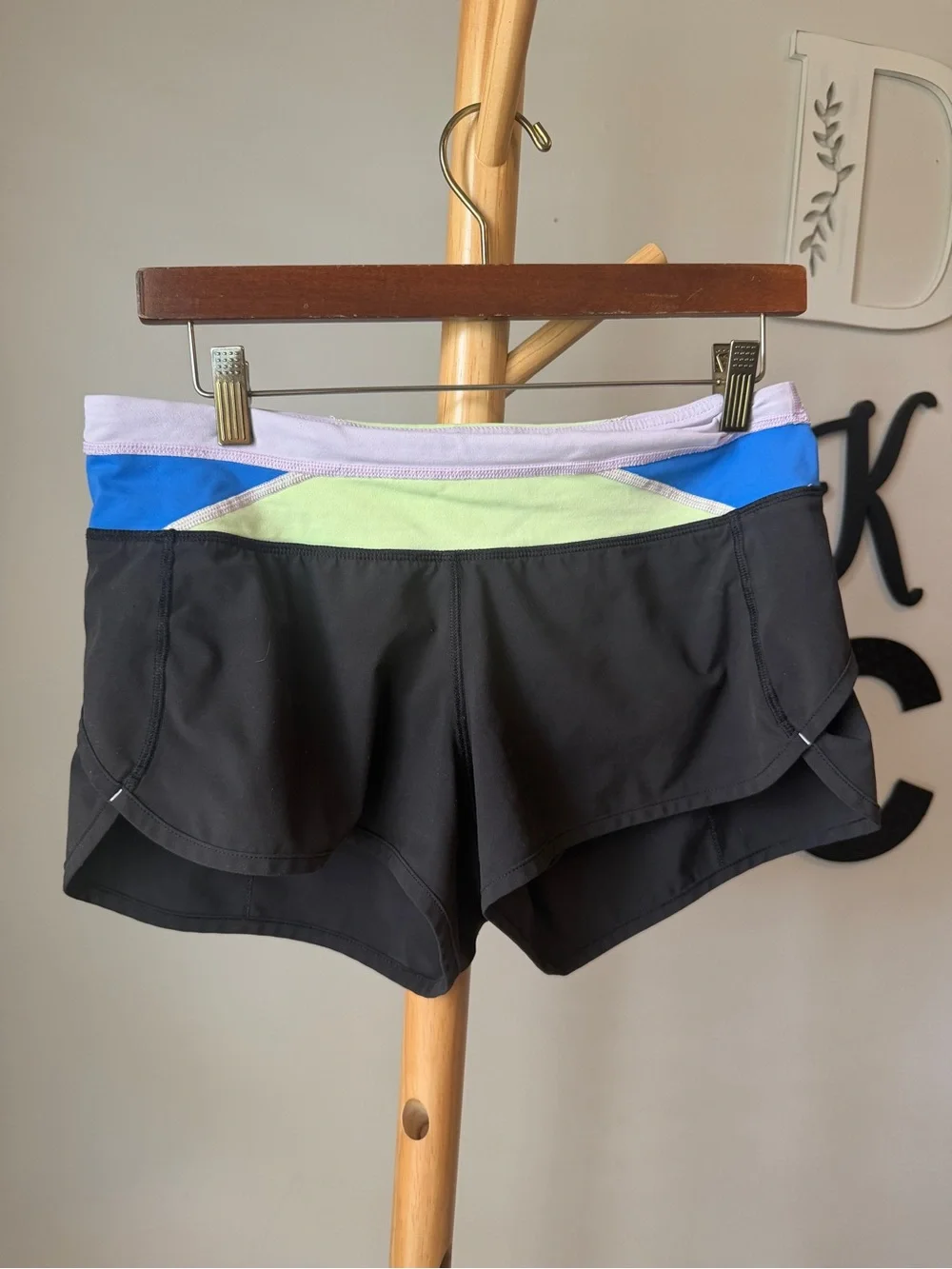 Lululemon Speed Up Shorts Size 6 Black Purple Athletic Wear